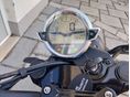 MOTO GUZZI V7