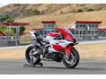 YAMAHA R9