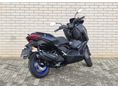 YAMAHA X-MAX 300