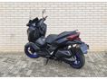 YAMAHA X-MAX 300