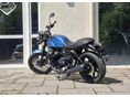 MOTO GUZZI V7