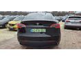 Tesla Model Y RWD    téli-nyári gyári kerékgarnitúrával