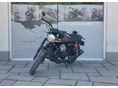 MOTO GUZZI V7