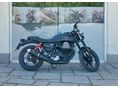 MOTO GUZZI V7