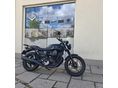 MOTO GUZZI V7