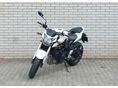 SUZUKI GSR 750