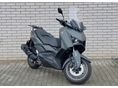 YAMAHA X-MAX 300