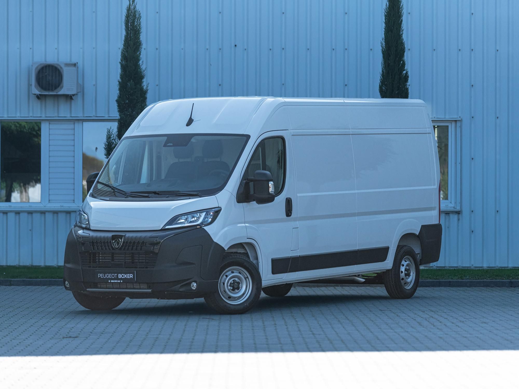 PEUGEOT BOXER