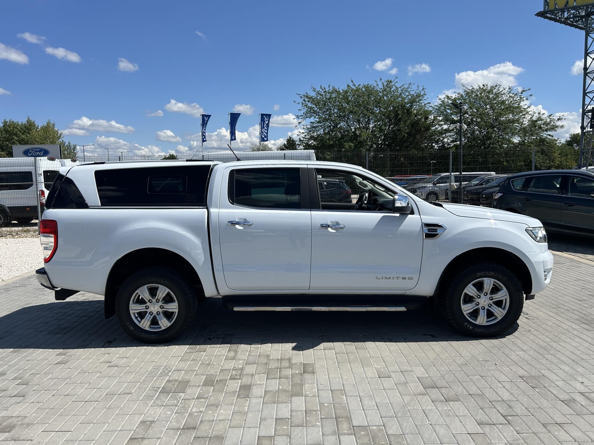 FORD RANGER 2.0 TDCi 4x4 Limited Magyar! Vezetett szervizkönyves! 92.700 Km!