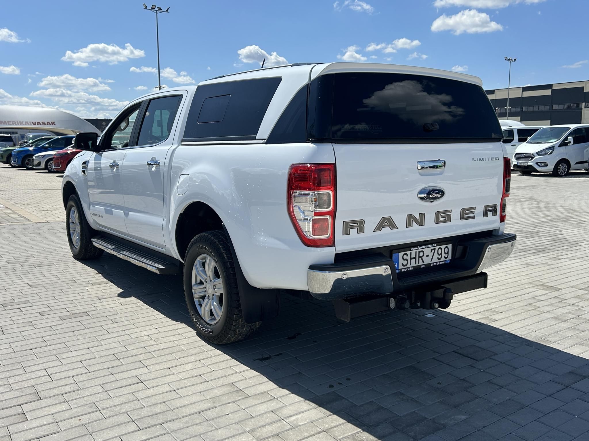 FORD RANGER 2.0 TDCi 4x4 Limited Magyar! Vezetett szervizkönyves! 92.700 Km!