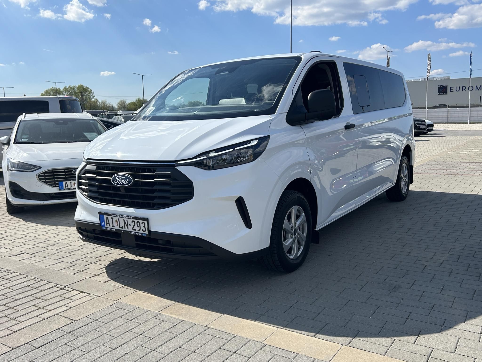 FORD TRANSIT Custom 2.0 TDCi 320 L2H1 Trend (Automata) MAGYAR! Gyári garancia! E / H klíma! 27.800 Km! ÁFA-s!