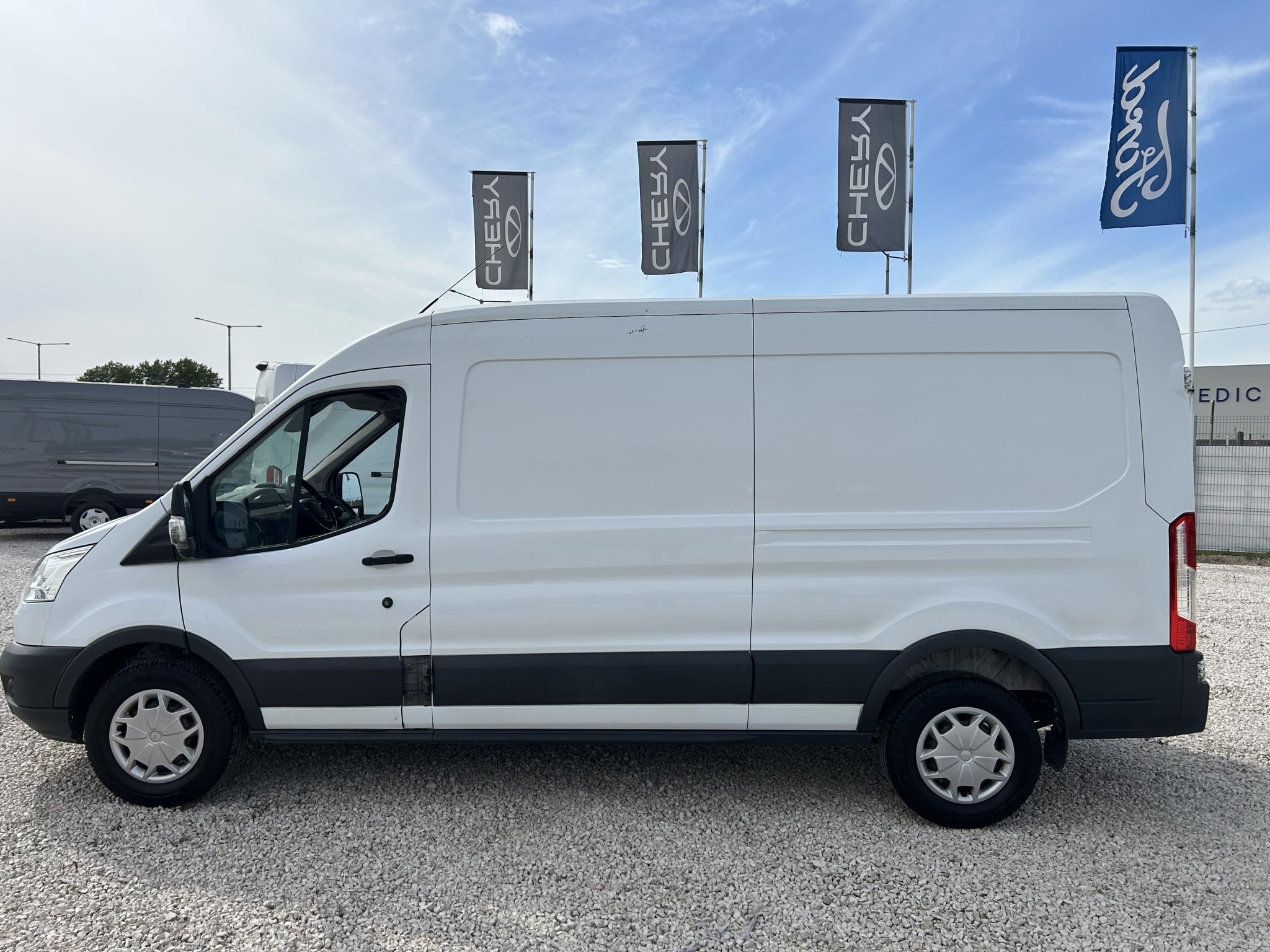 FORD TRANSIT 2.0 TDCi 350 LWB Trend