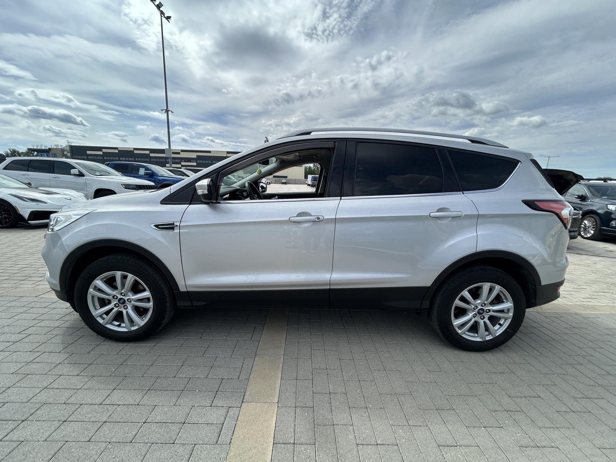 FORD KUGA 1.5 EcoBoost Business Technology B6 M.o-i ! Digitális szervizkönyves! 47.000 Km!