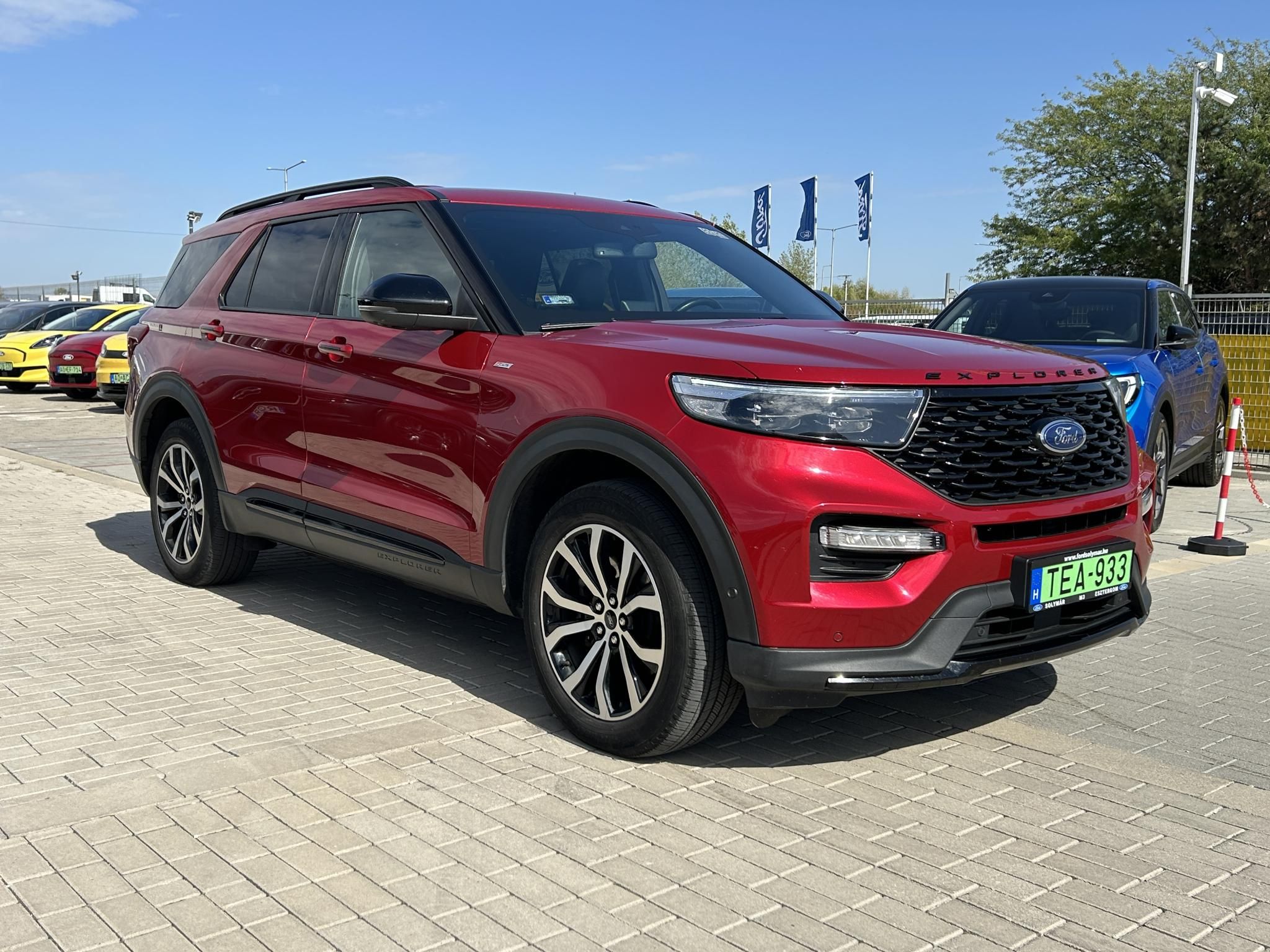 FORD EXPLORER 3.0 EcoBoost PHEV ST-Line (Automata) Magyar! Vezetett szervizkönyves! 457 LE !!