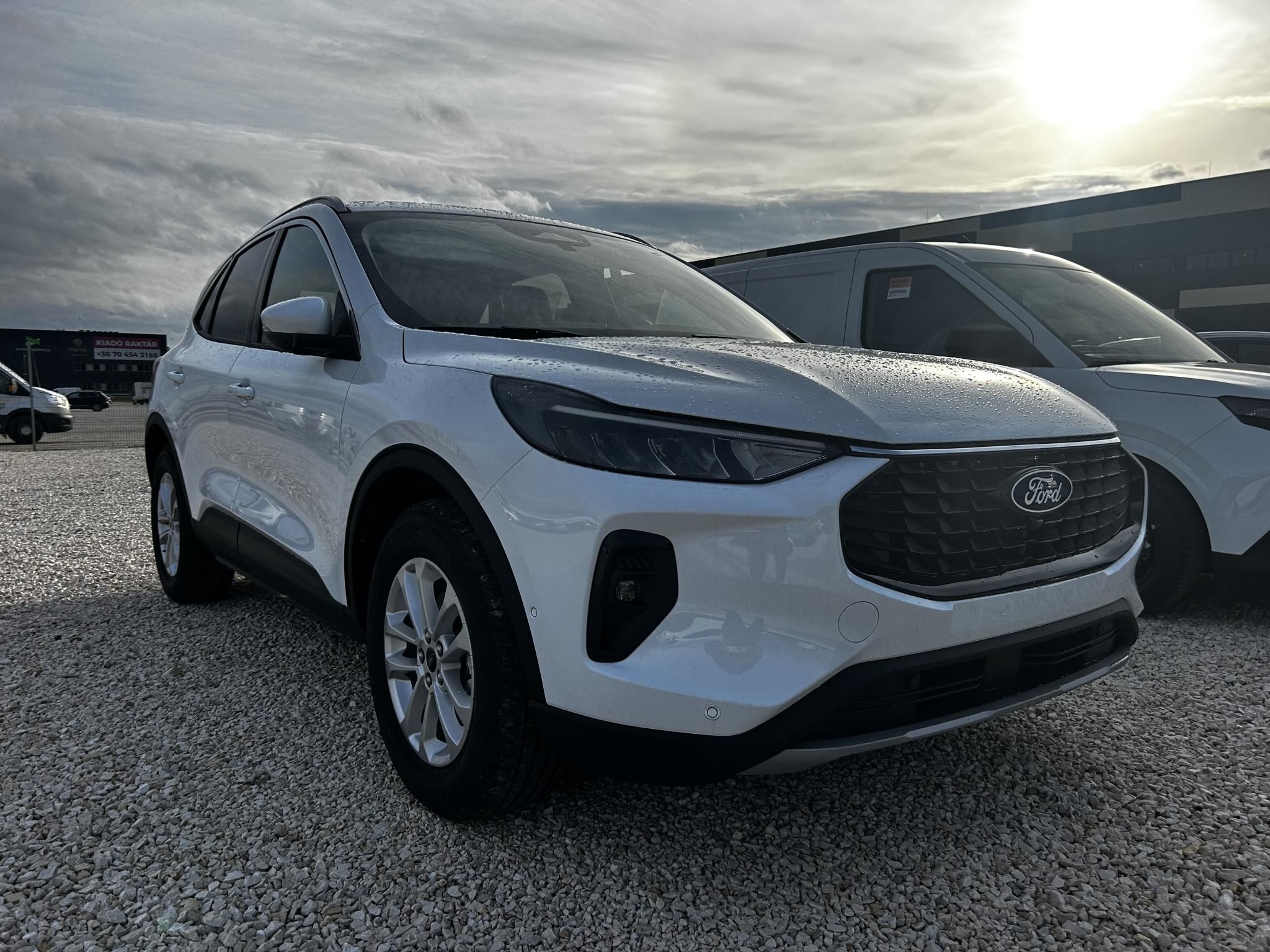 FORD KUGA 1.5 EcoBoost Titanium M3 FORD TELEPHELYEN ELŐRENDELHETŐ!!!