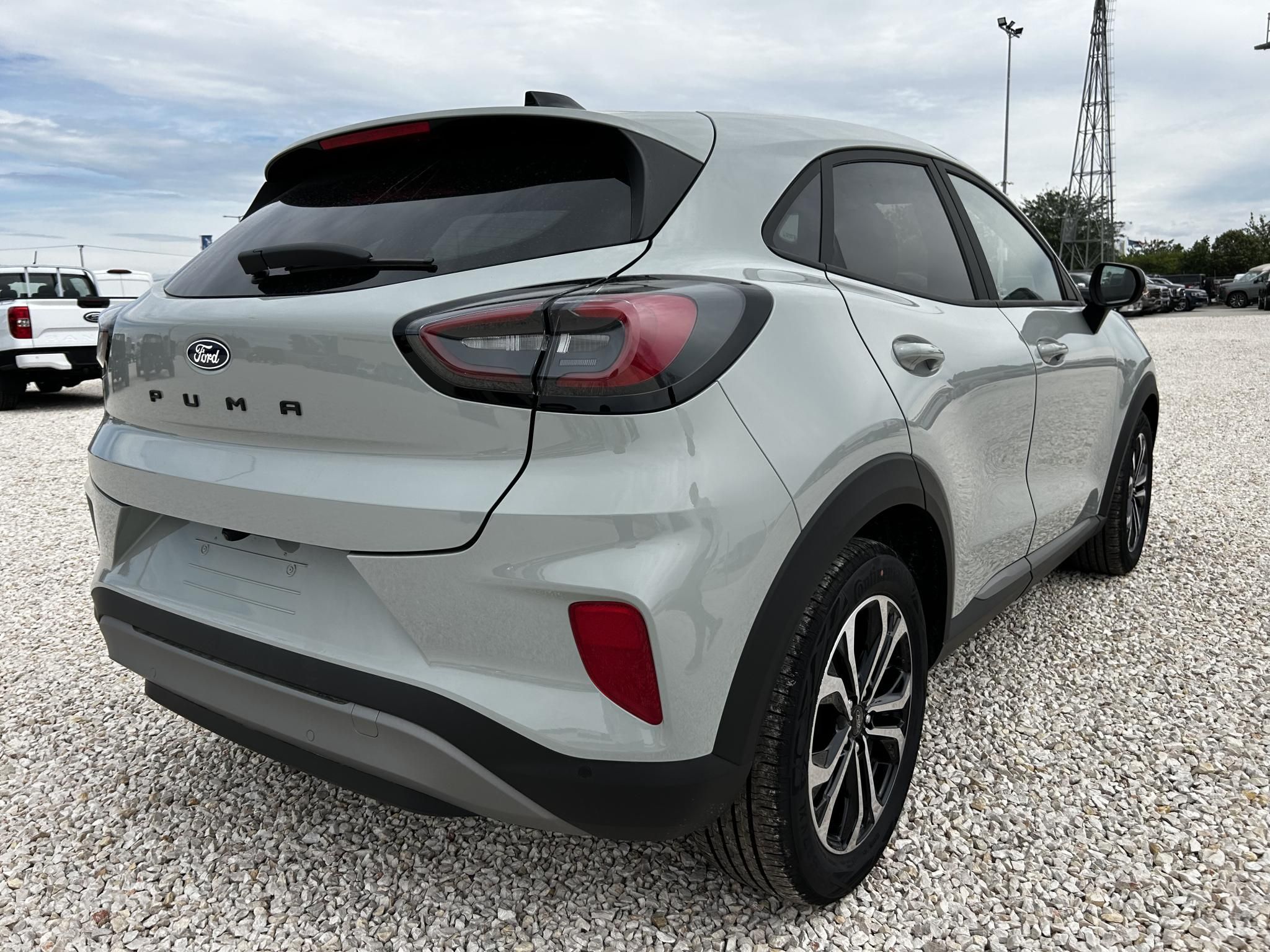 FORD PUMA 1.0 EcoBoost mHEV Titanium A VÁROS SZTÁRJA KÉSZLETRŐL SZENZÁCIÓS ÁRON!! HÍVJON MOST! AKÁR LÍZINGRE IS!
