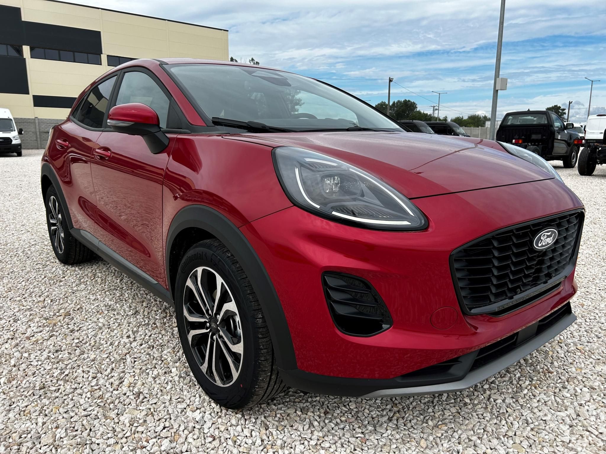 FORD PUMA 1.0 EcoBoost mHEV Titanium KIMAGASLÓ KEDVEZMÉNNYEL! M3 FORD KÉSZLETRŐL!ŐSZI AKCIÓ!!