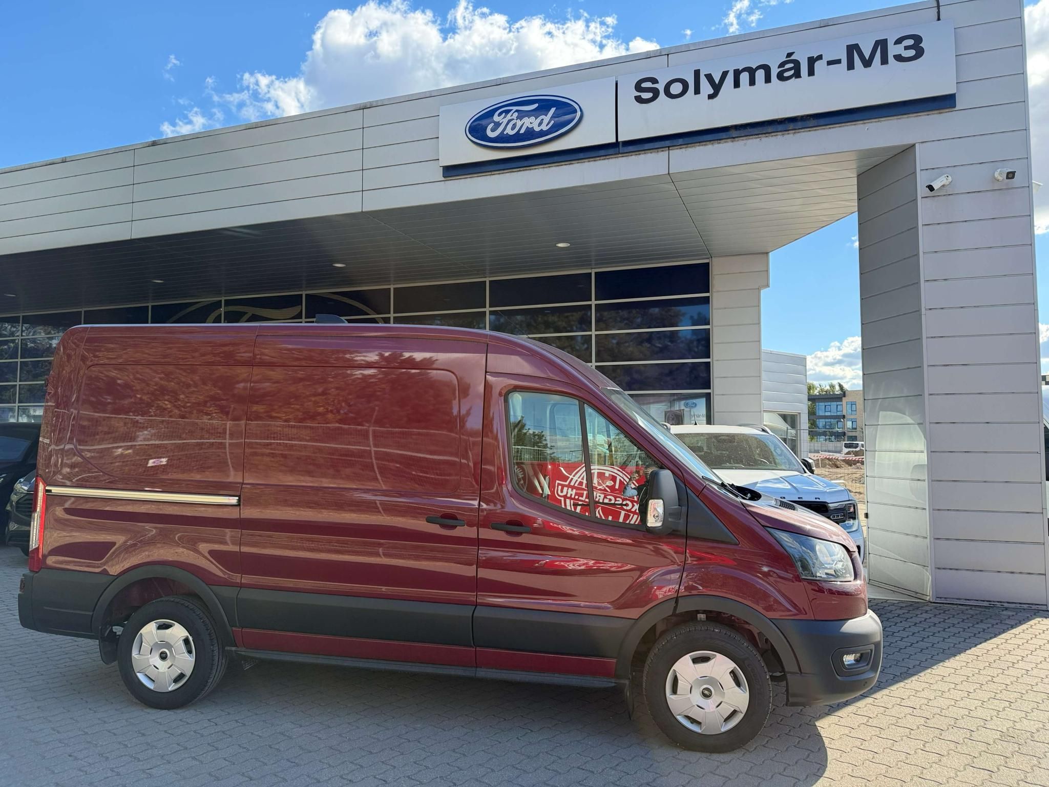 FORD TRANSIT 2.0 TDCi 310 MWB Trend (2 személyes ) OKTÓBERI HIHETETLEN AJÁNLAT AZ M3 FORDNÁL!! KÉSZLETRŐL!AKÁR KEDVEZŐ LÍZINGRE IS!