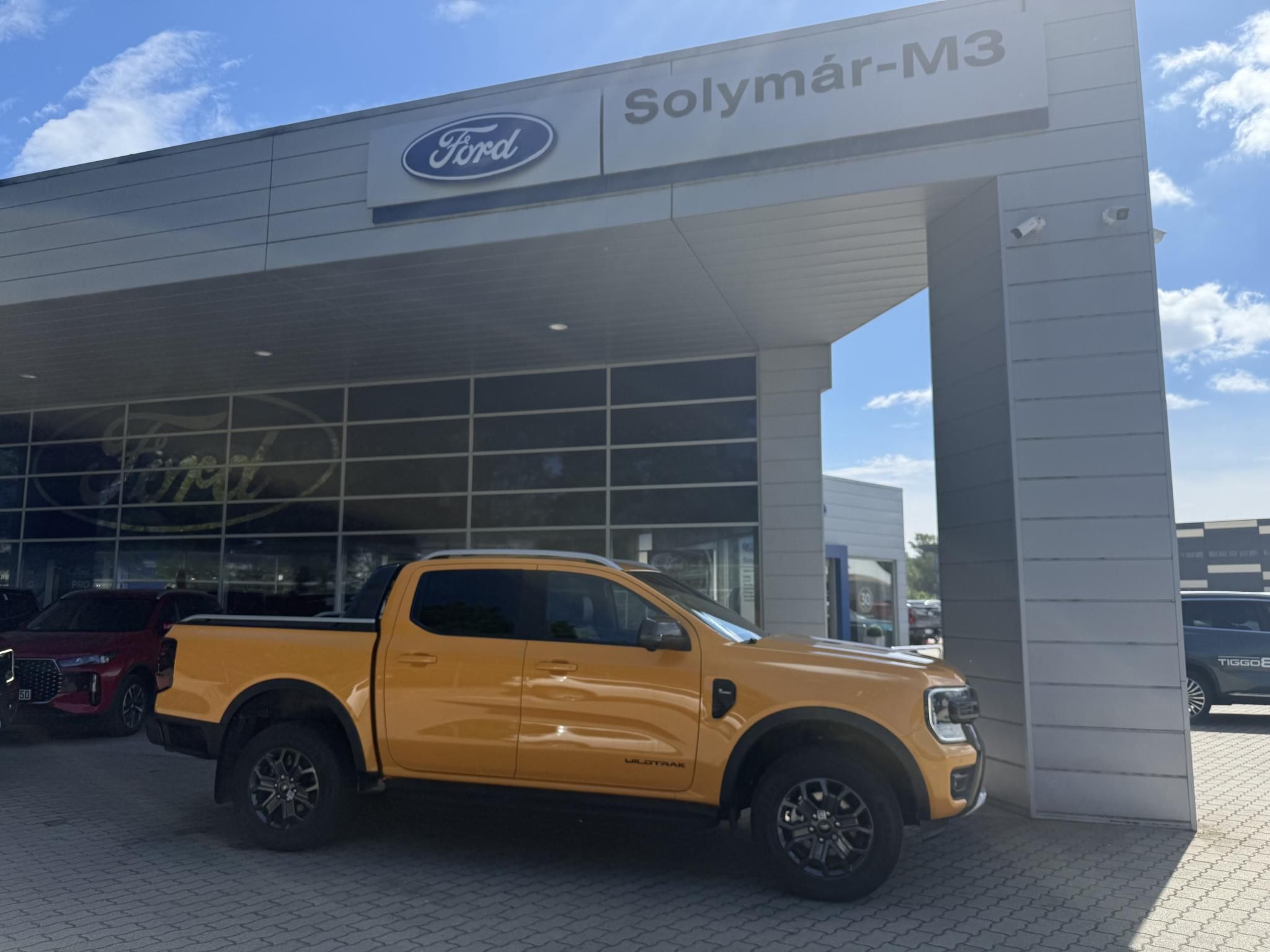 FORD RANGER 2.0 TDCi EcoBlue 4x4 Wildtrak (Automata) FORD M3 TELEPHELYEN ELÉRHETŐ GYORS ÁTADÁSSAL!