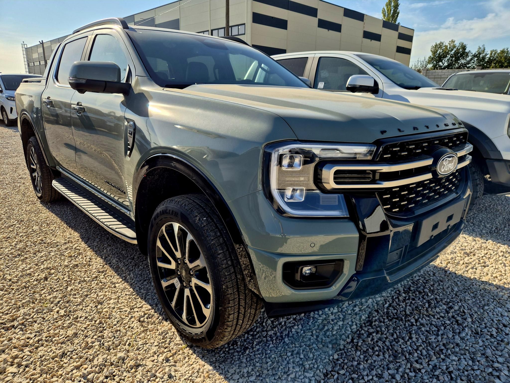 FORD RANGER 3.0 TDCi V6 EcoBlue 4x4 Platinum (Automata) FORD M3 -OKTÓBERI KÉSZLETAKCIÓ!! AZONNAL TELEPHELYRŐL GYORS ÁTADÁS