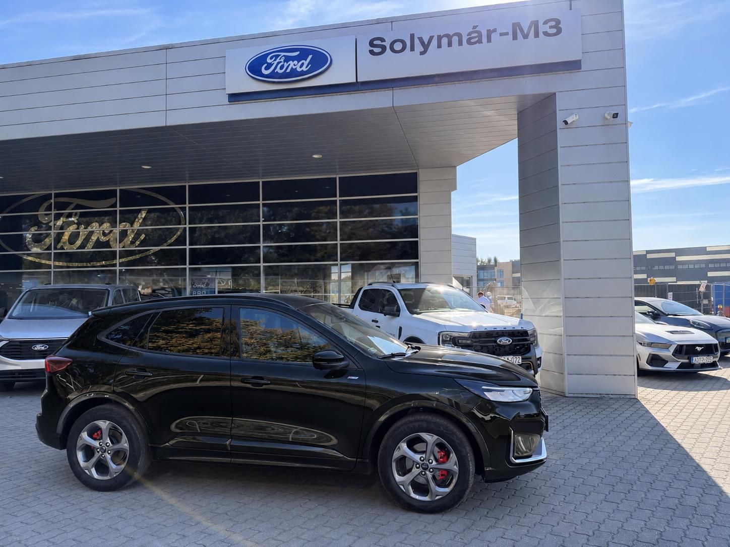 FORD KUGA 1.5 EcoBoost ST-Line X (Automata) OKTÓBERI HIHETETLEN AJÁNLAT AZ M3 FORDNÁL!!TÖBB SZÍNBEN!KÉSZLETRŐL!AKÁR 0%THM
