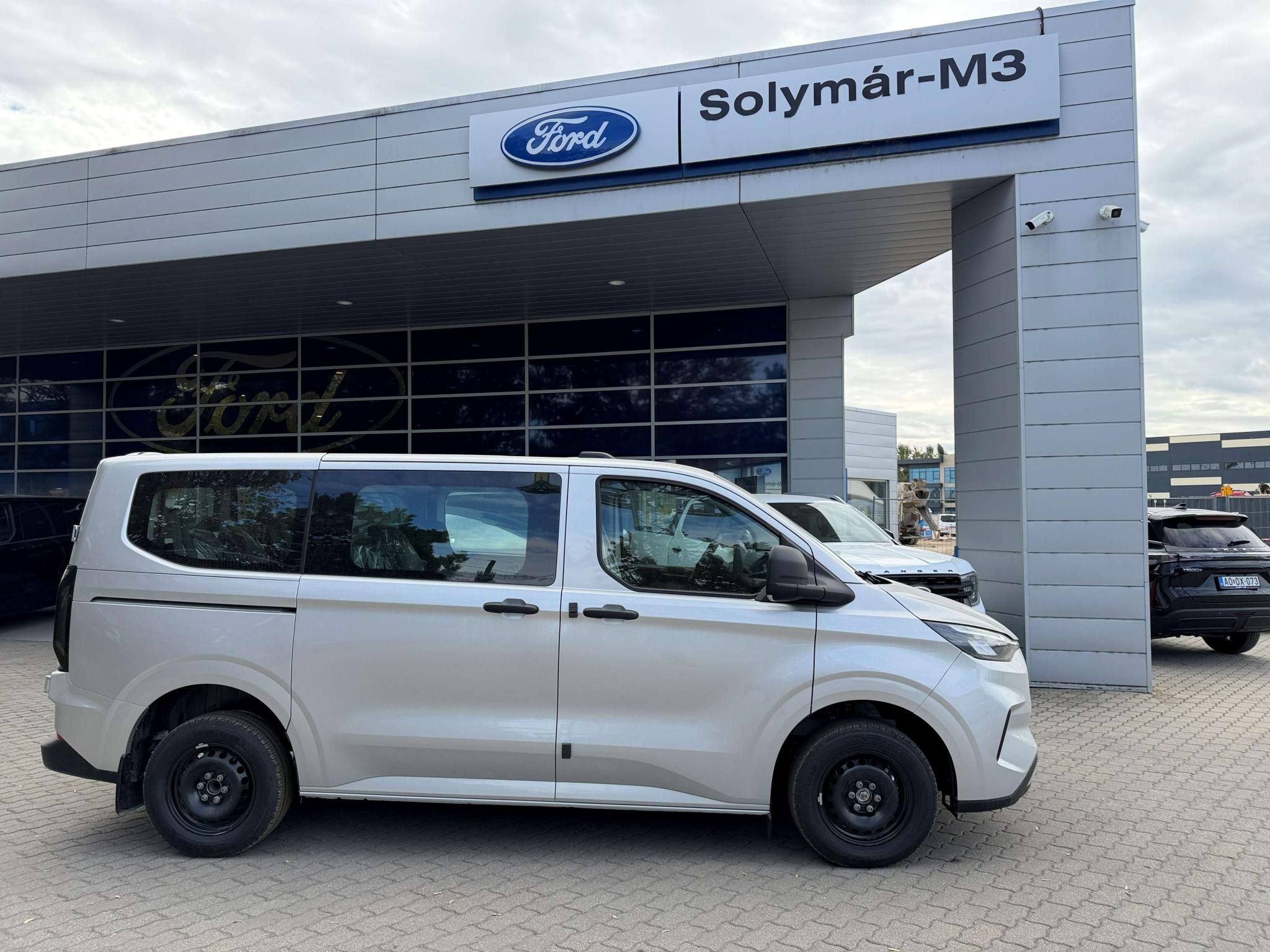 FORD TRANSIT Custom 2.0 TDCi 320 L1H1 Trend KOMBI OKTÓBERI HIHETETLEN AKCIÓBAN!KÉSZLETRŐL!TÖBB SZÍNBEN!KAVOSSZAL!