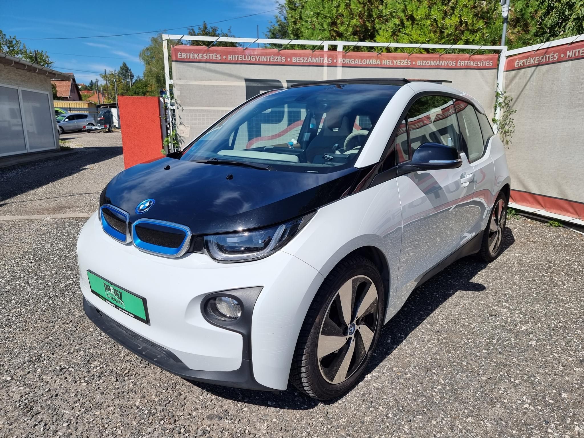 BMW I3 94Ah (Automata) Napfénytető Félbőr Faberakás Kamera Fűtött ülés Led