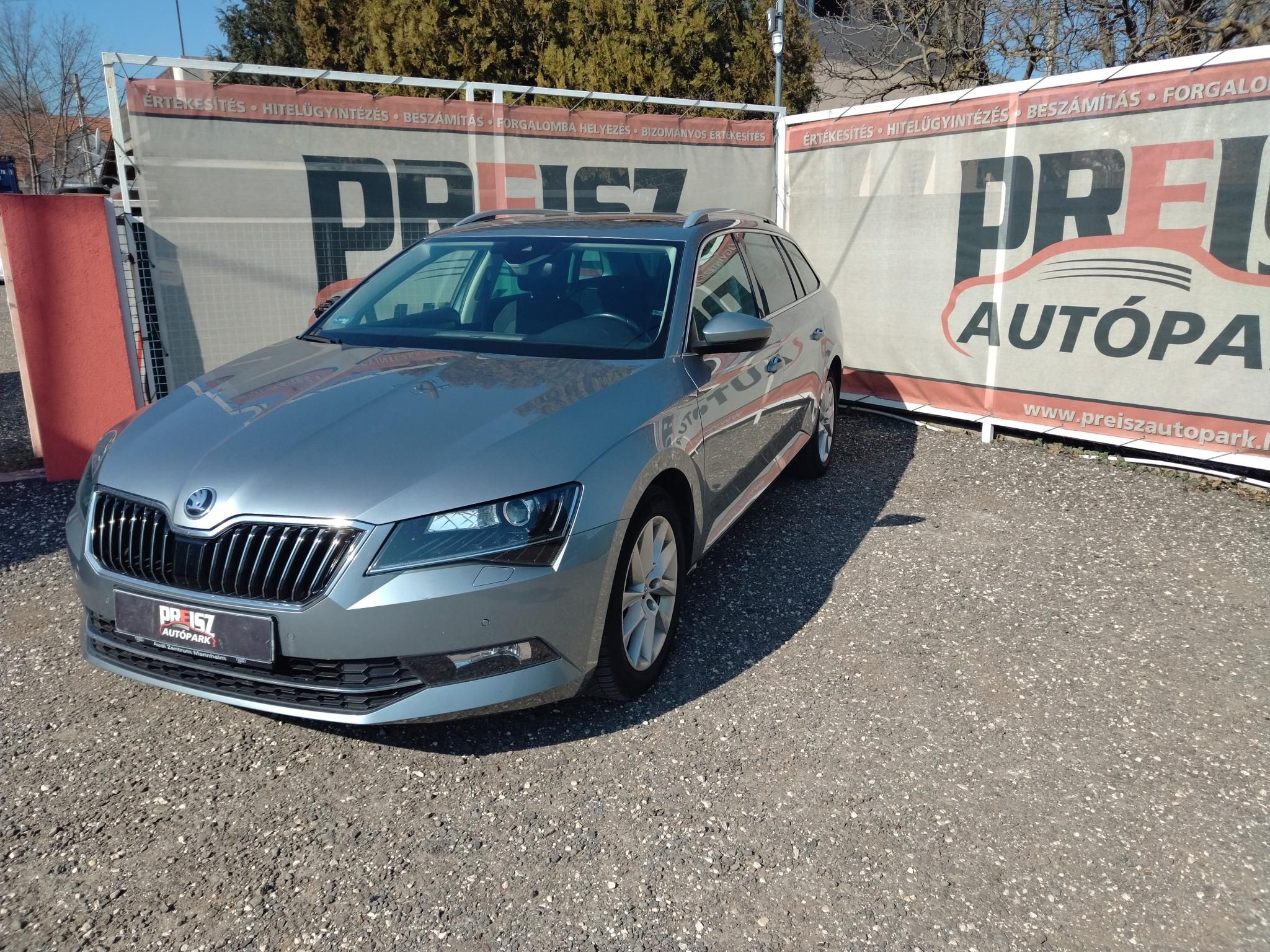 SKODA SUPERB Combi 2.0 TDi Style DSG Klíma Tempomat Elektromos ablak Elektromos tükör Panorámatető