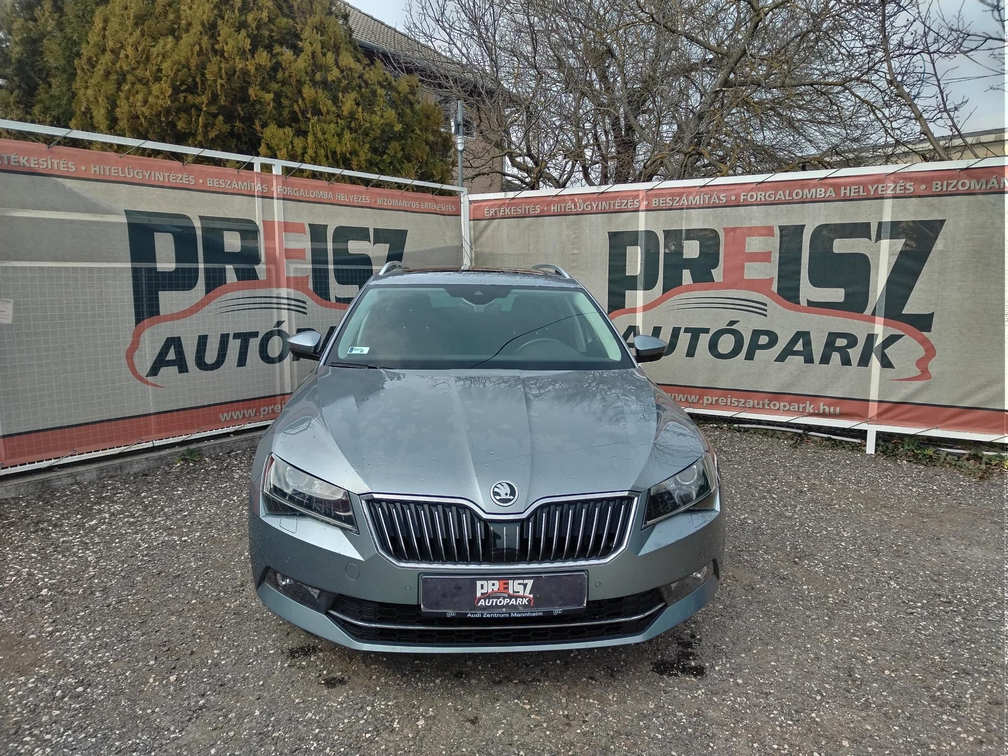 SKODA SUPERB Combi 2.0 TDi Style DSG Klíma Tempomat Elektromos ablak Elektromos tükör Panorámatető