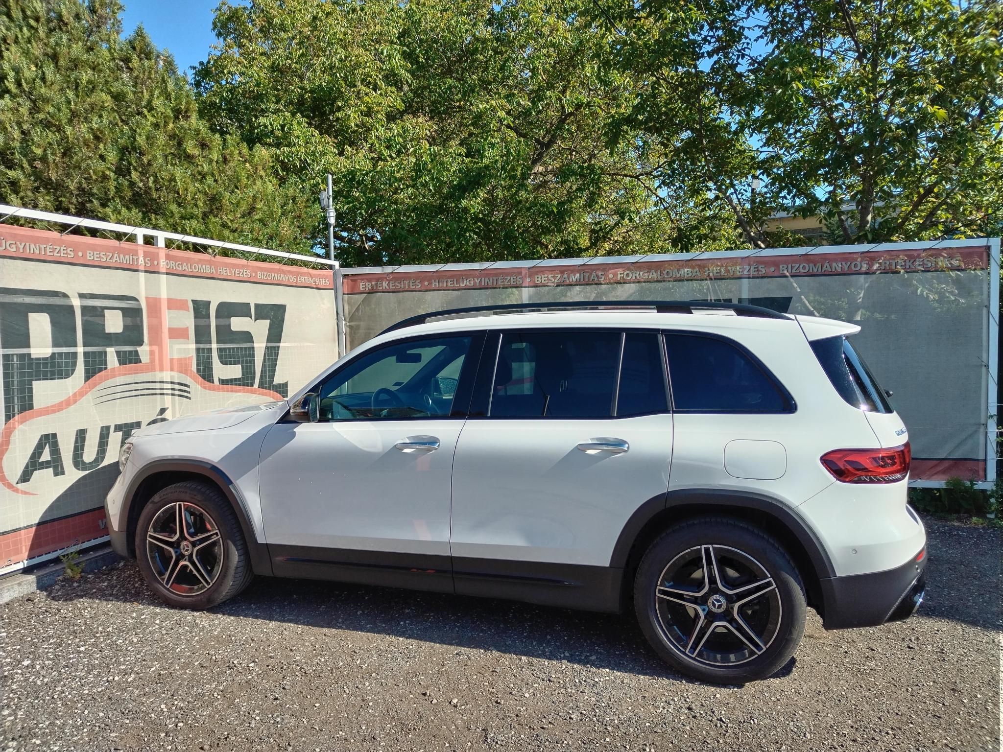 MERCEDES-BENZ GLB 180 Style 7G-DCT Garanciális Keveset futott Sérülésmentes Tempomat Fűtött ülés