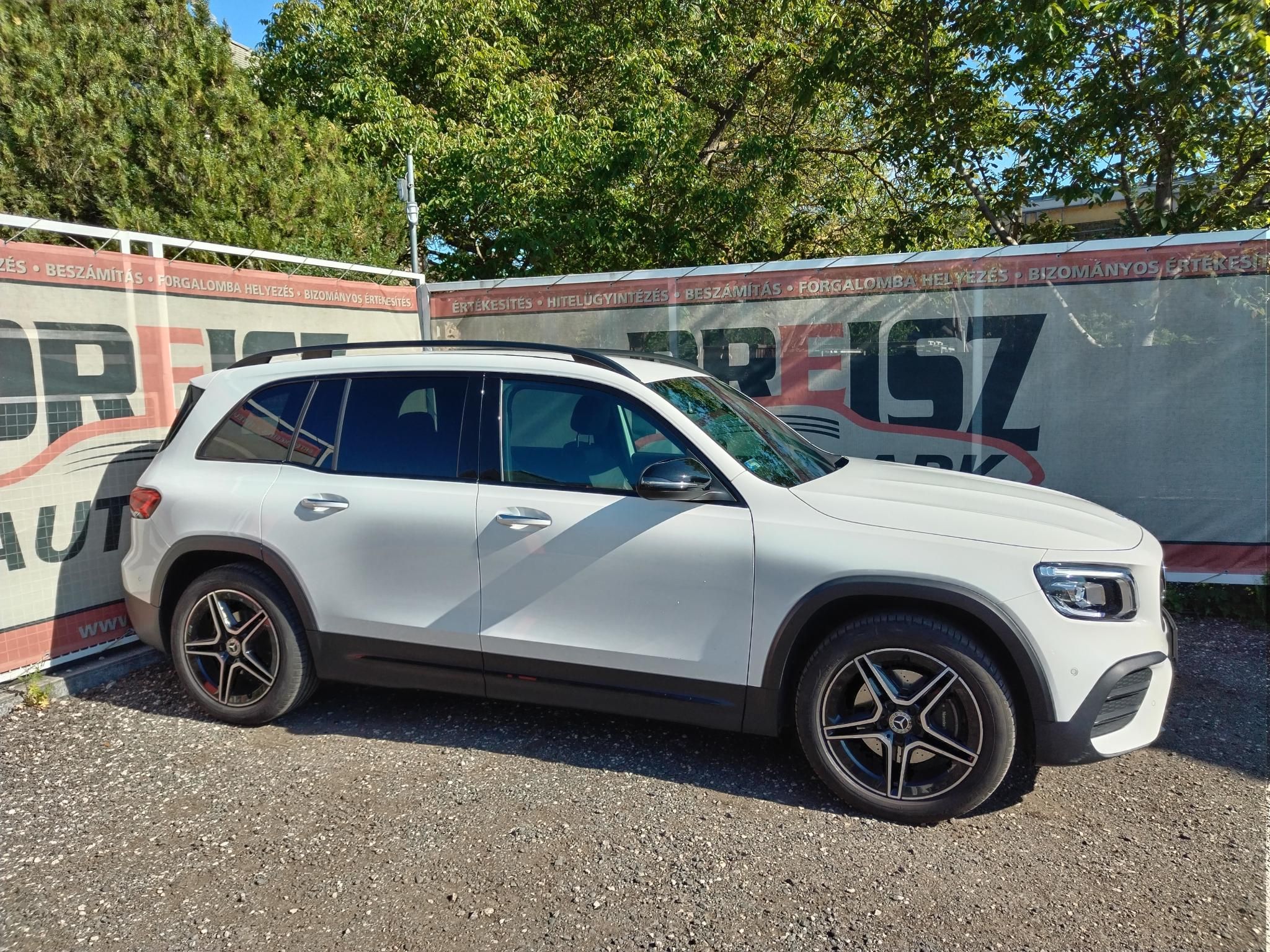 MERCEDES-BENZ GLB 180 Style 7G-DCT Garanciális Keveset futott Sérülésmentes Tempomat Fűtött ülés