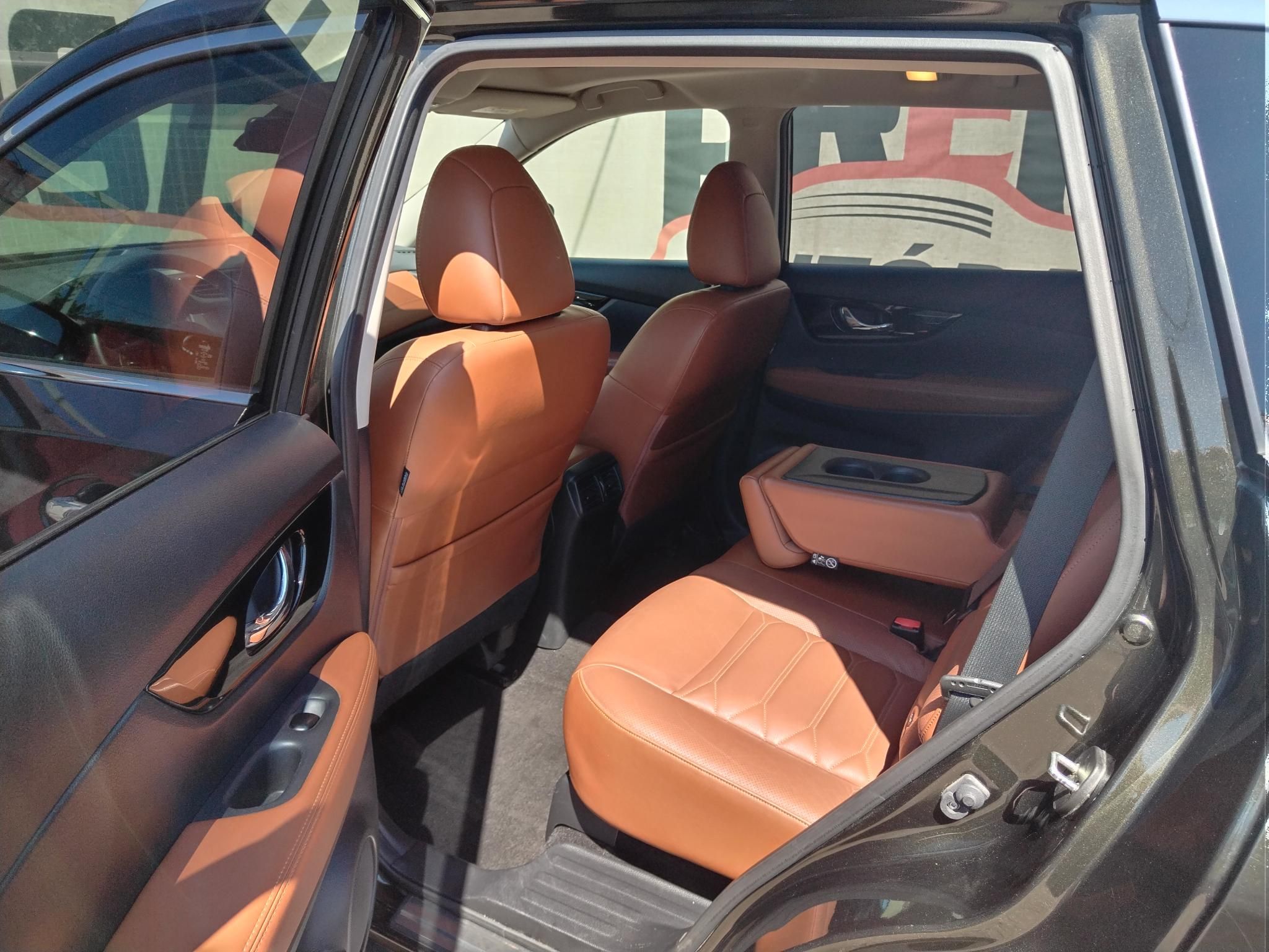NISSAN X-TRAIL 1.6 DIG-T Tekna Napfénytető Tempomat Klíma Bőr belső