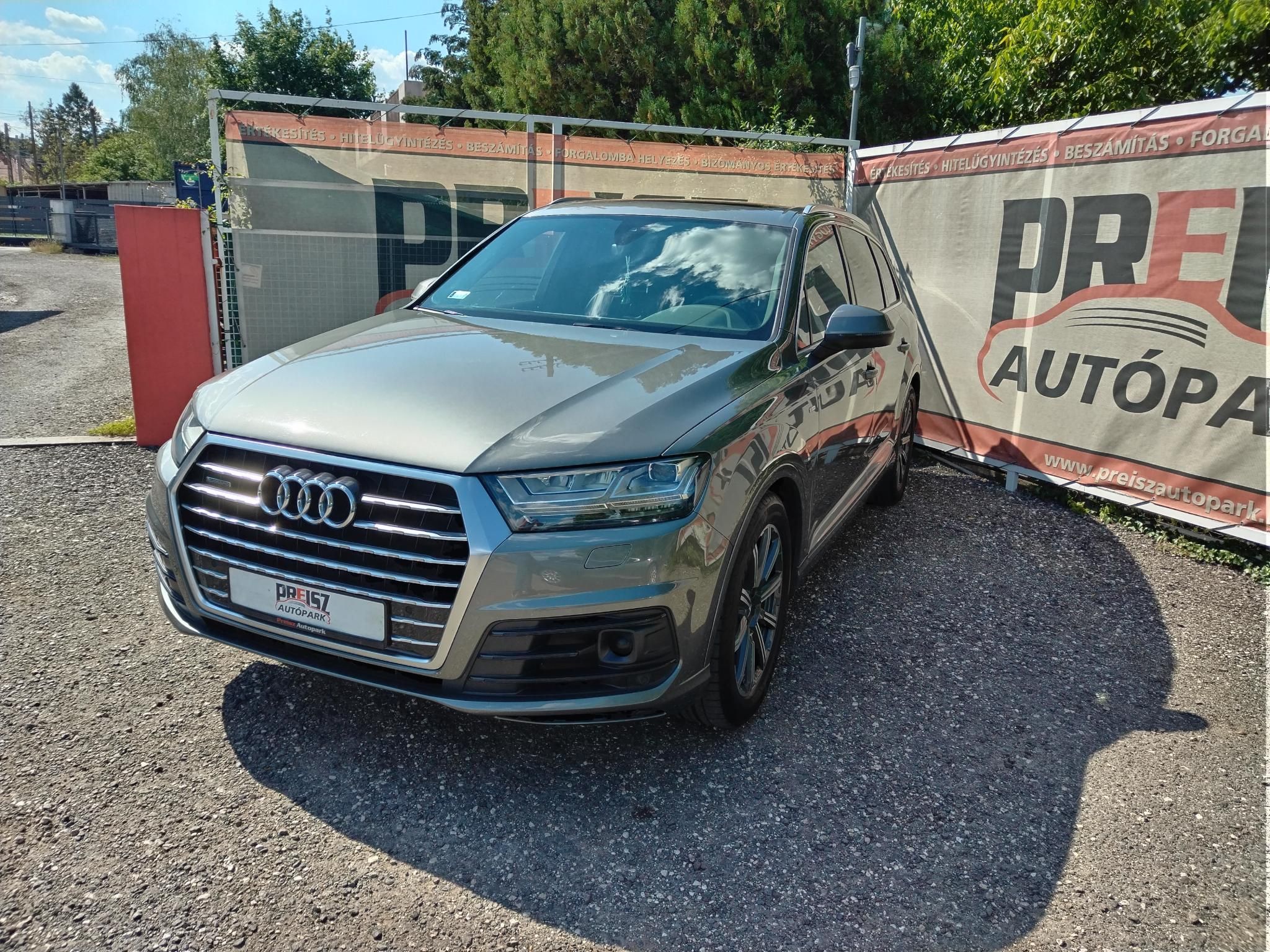 AUDI Q7 3.0 V6 TDI quattro Tiptronic ic S-Line Panorámatető Friss műszaki Gyári vonóhorog 20 colos kerekek