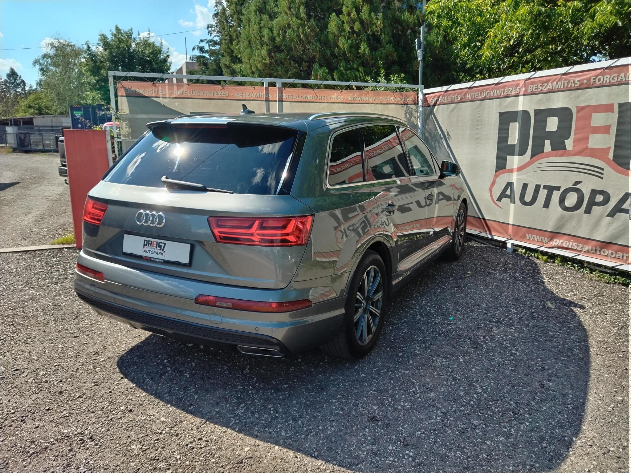 AUDI Q7 3.0 V6 TDI quattro Tiptronic ic S-Line Panorámatető Friss műszaki Gyári vonóhorog 20 colos kerekek