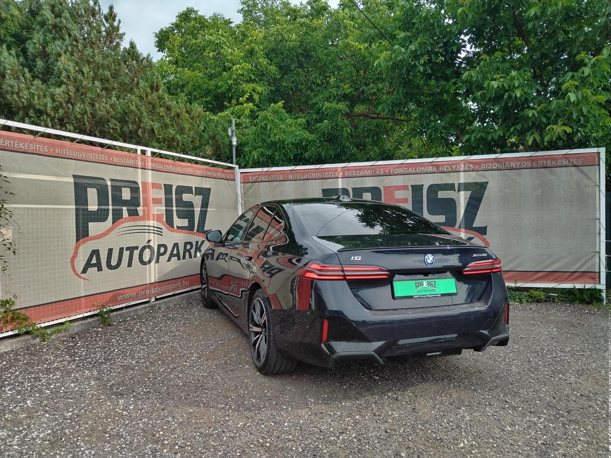 BMW I5 xDrive40 81,2kWh Garanciális Panorámatető Bowers&Wilkins Tempomat 360-as kamera