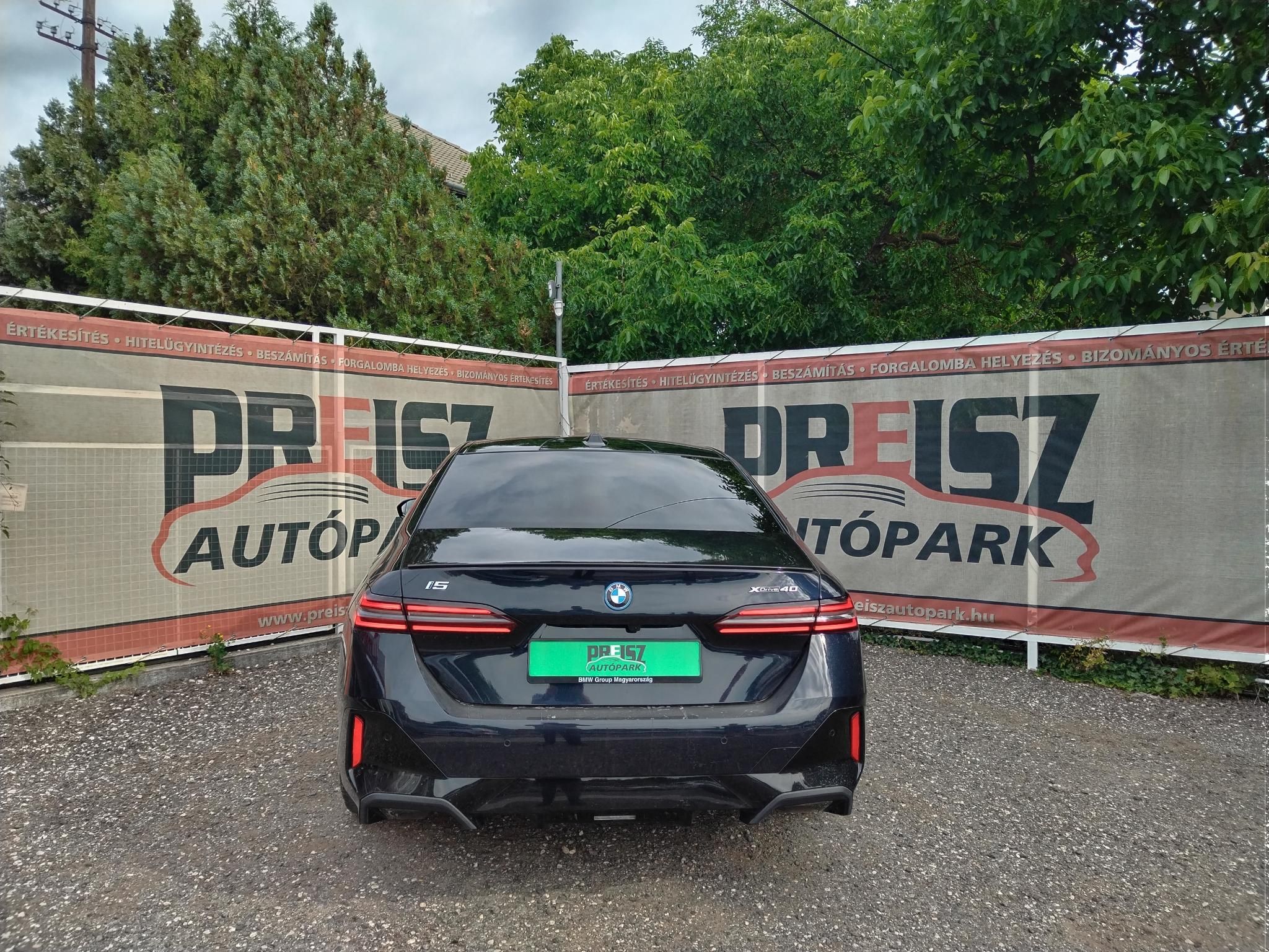 BMW I5 xDrive40 81,2kWh Garanciális Panorámatető Bowers&Wilkins Tempomat 360-as kamera
