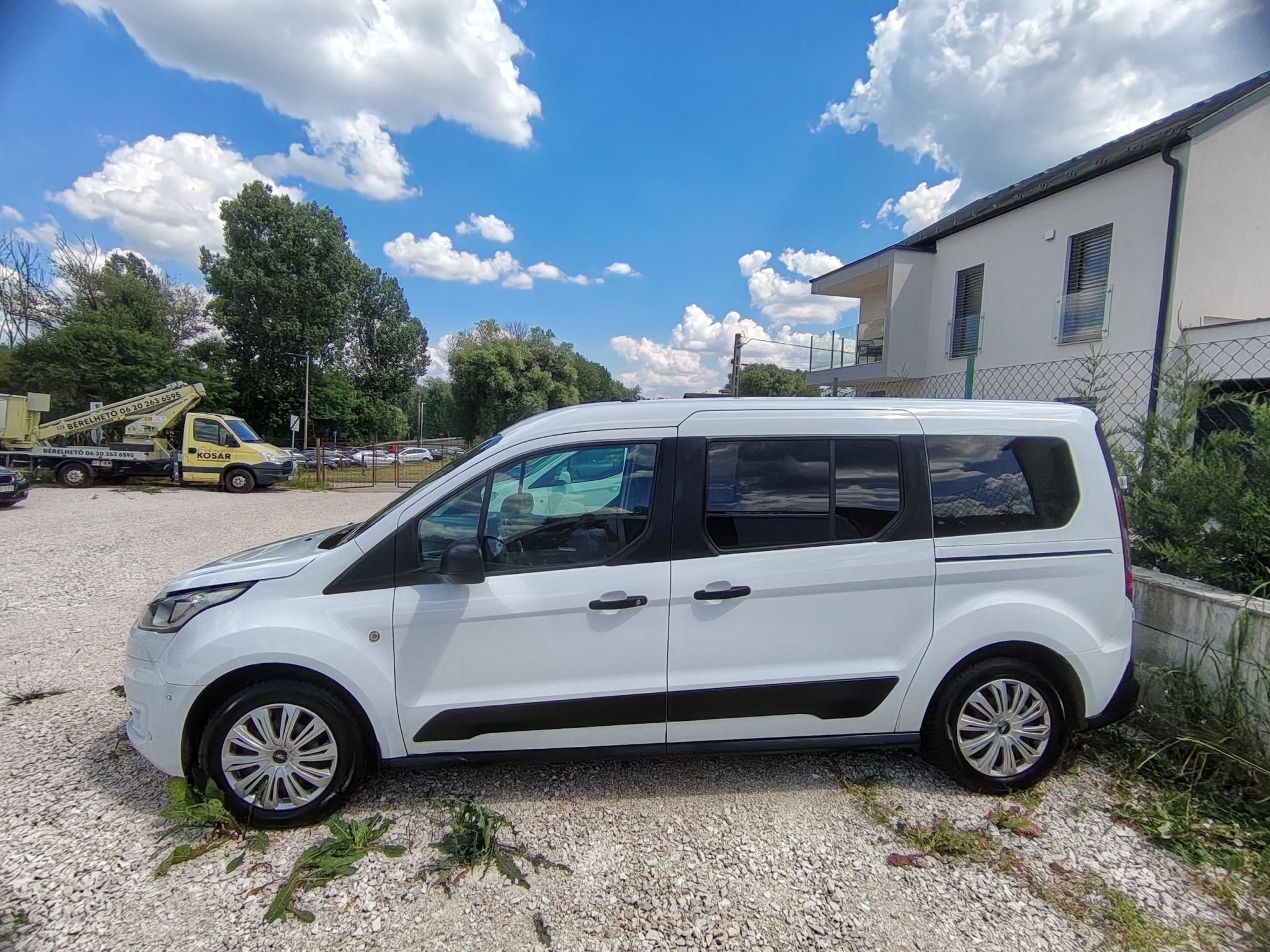FORD CONNECT Transit230 1.5 TDCi L2 Trend Dupla tolóajtó 5 személyes Tempomat Fűtött ülés Klíma Fűtött szélvédő