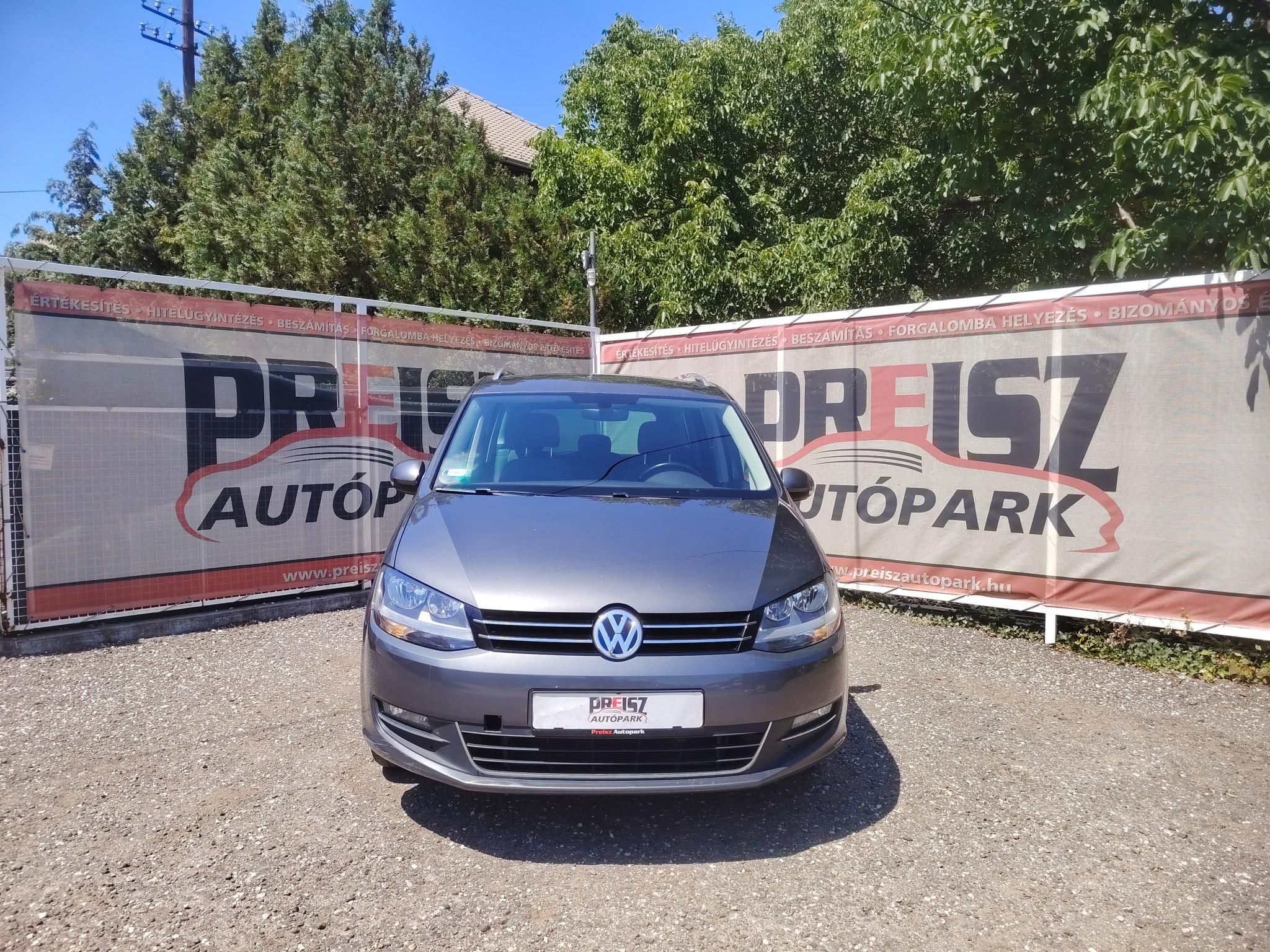 VOLKSWAGEN SHARAN 2.0 TDI BMT SCR Comfortline DSG [7 személy] 7 személyes Rendszeresen karbantartott Félbőr ülések Ülésfűtés