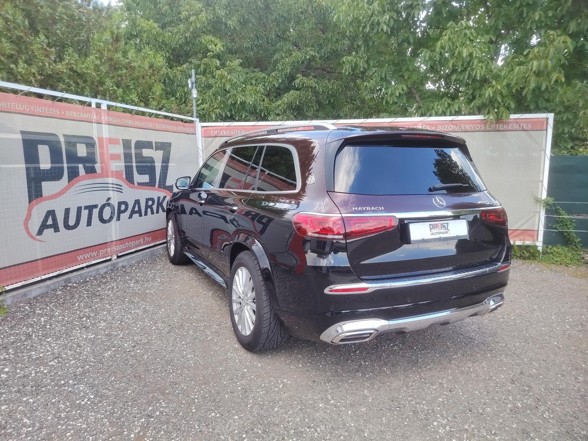 MERCEDES-MAYBACH GLS 600 4MATIC Panorámatető Bőrbelső 4 Fűtött/hűtött elektromos ülés Tempomat Pezsgőhűtő