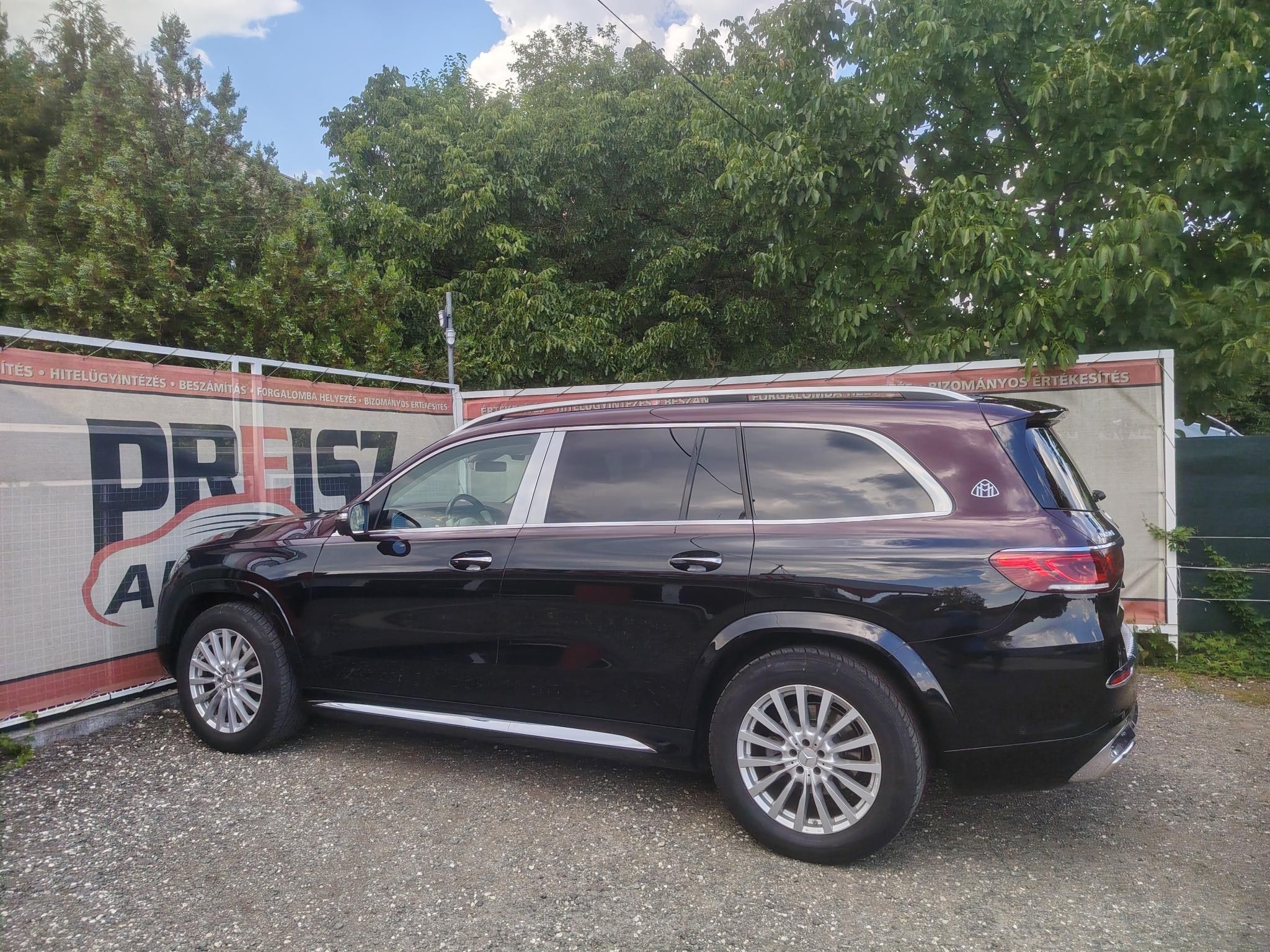 MERCEDES-MAYBACH GLS 600 4MATIC Panorámatető Bőrbelső 4 Fűtött/hűtött elektromos ülés Tempomat Pezsgőhűtő