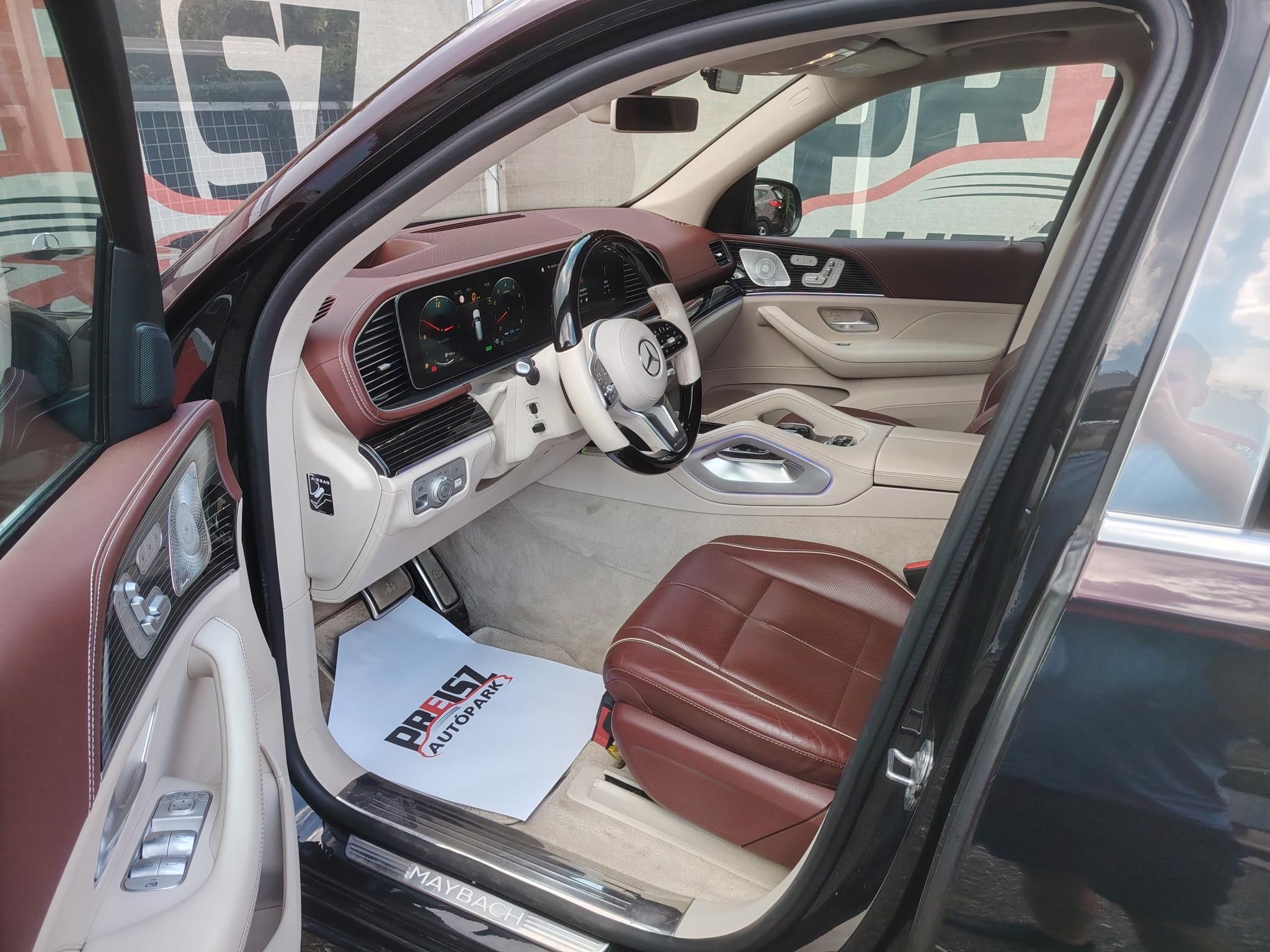 MERCEDES-MAYBACH GLS 600 4MATIC Panorámatető Bőrbelső 4 Fűtött/hűtött elektromos ülés Tempomat Pezsgőhűtő