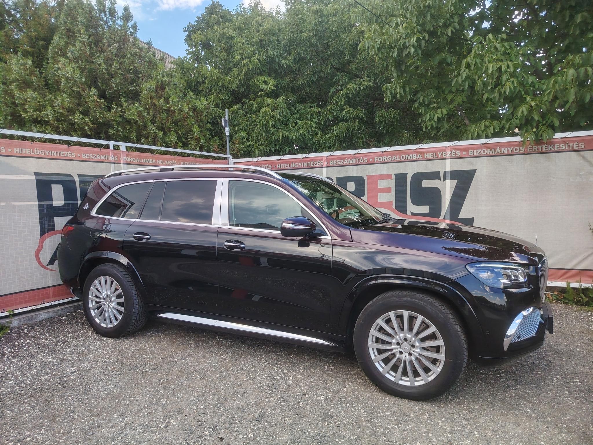 MERCEDES-MAYBACH GLS 600 4MATIC Panorámatető Bőrbelső 4 Fűtött/hűtött elektromos ülés Tempomat Pezsgőhűtő