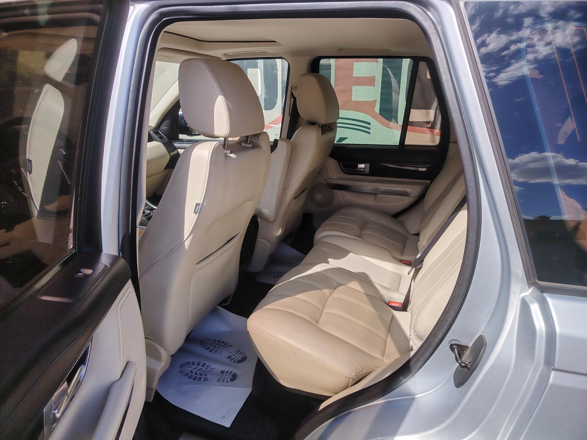 LAND ROVER RANGE ROVER SPORT RangeSport 3.0 TDV6 HSE (Automata) Bőr belső Motoros ülés Tempomat Fűtött ülés Vonóhorog