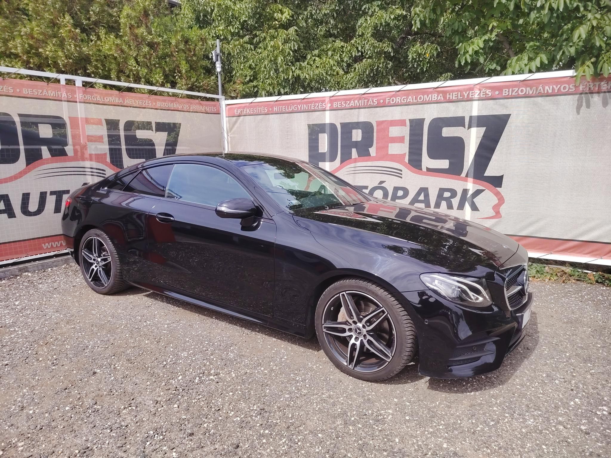 MERCEDES-BENZ E 200 9G-TRONIC Coupe Bőr belső Motoros ülés Tempomat Fűtött ülés