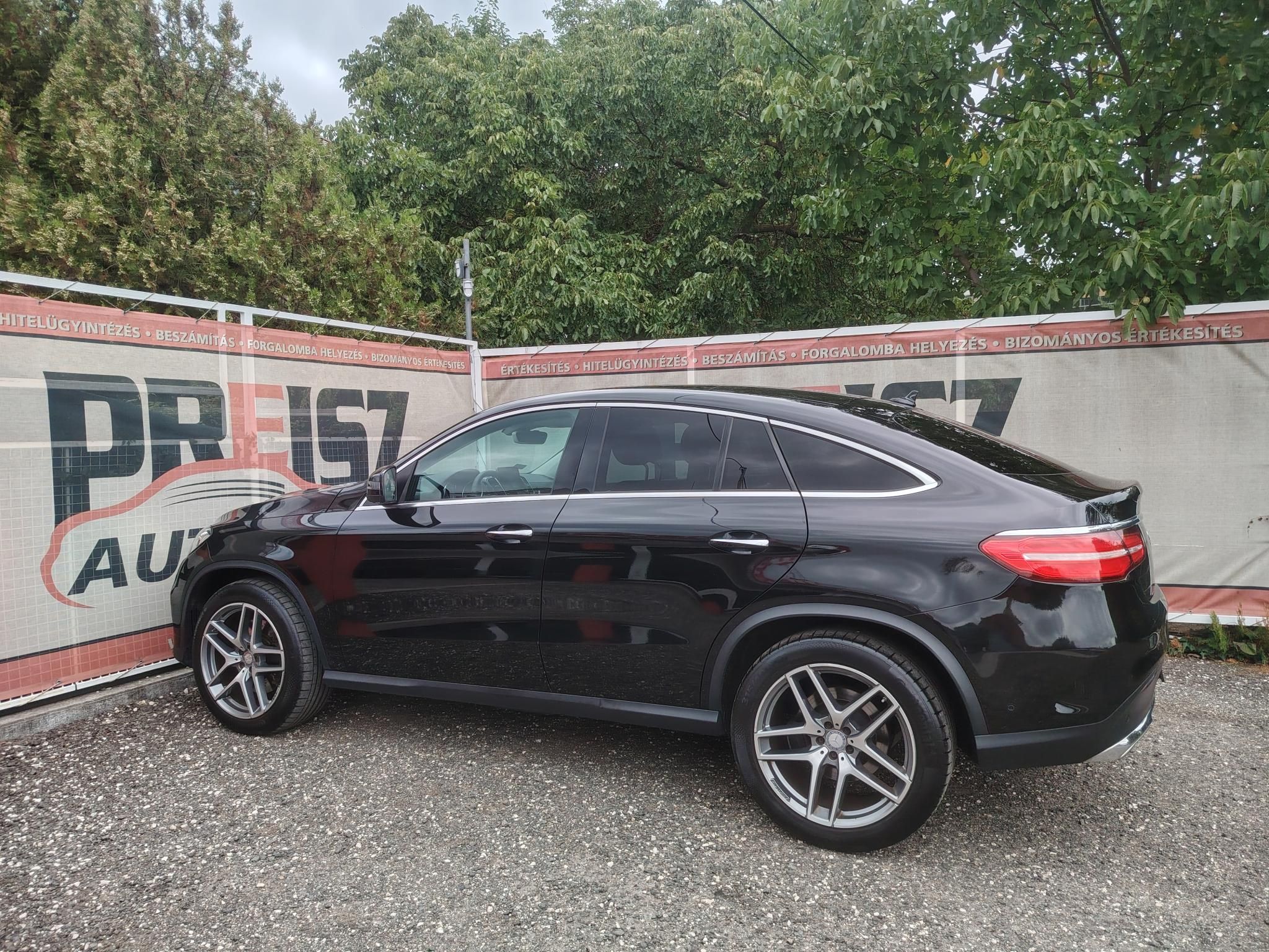 MERCEDES-BENZ GLE 400 4Matic (Automata) Áfás Panorámatető 360-as kamera Bőrbelső Fűtött ülés El.ülés Tempomat