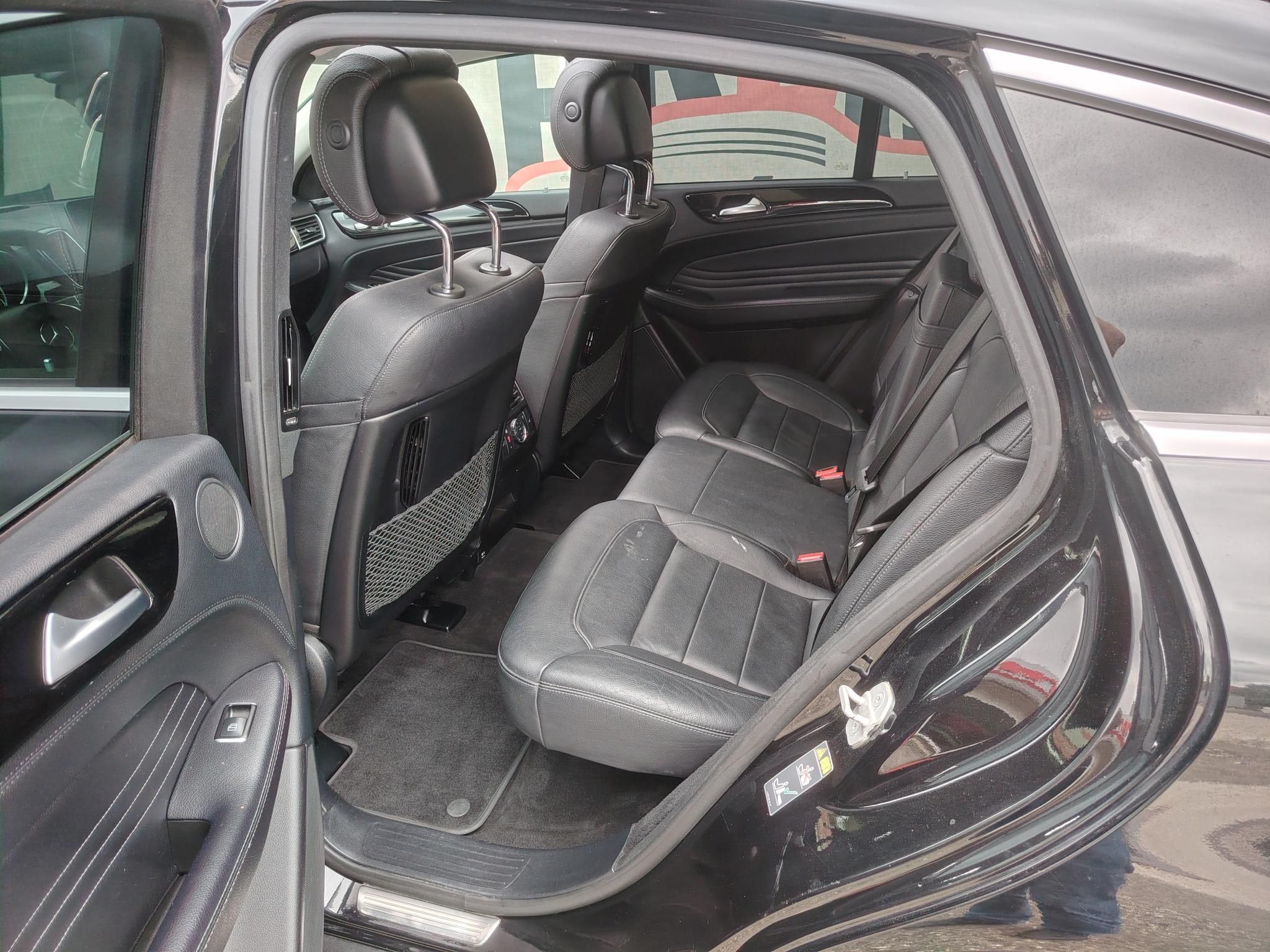 MERCEDES-BENZ GLE 400 4Matic (Automata) Áfás Panorámatető 360-as kamera Bőrbelső Fűtött ülés El.ülés Tempomat