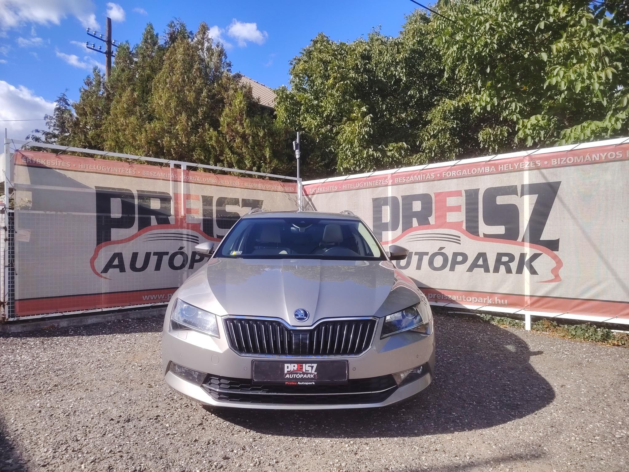 SKODA SUPERB Combi 2.0 TDI SCR L&K 4x4 DSG Panorámatető Bőrbelső Fűtött ülés El.ülés Tempomat