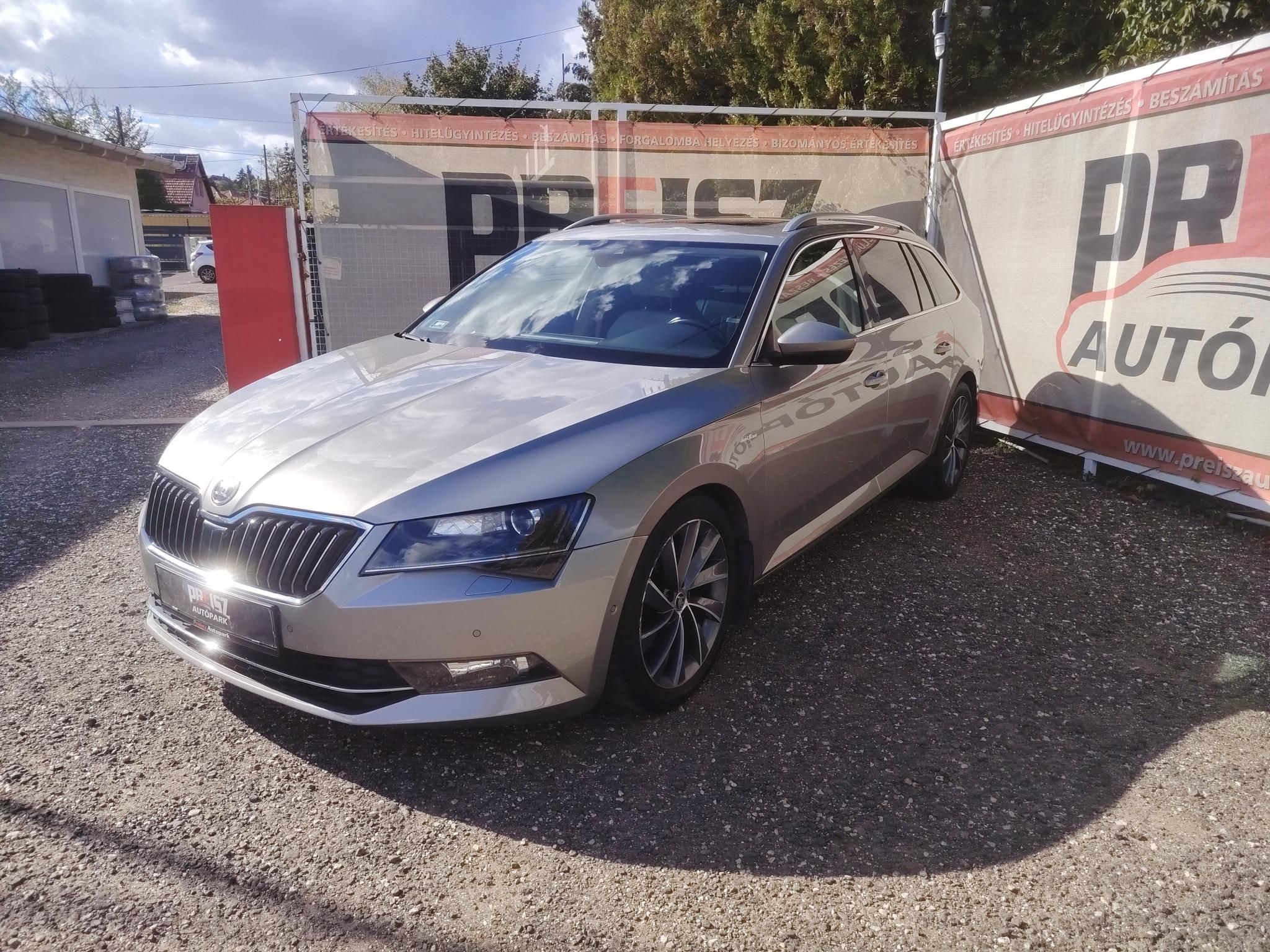 SKODA SUPERB Combi 2.0 TDI SCR L&K 4x4 DSG Panorámatető Bőrbelső Fűtött ülés El.ülés Tempomat
