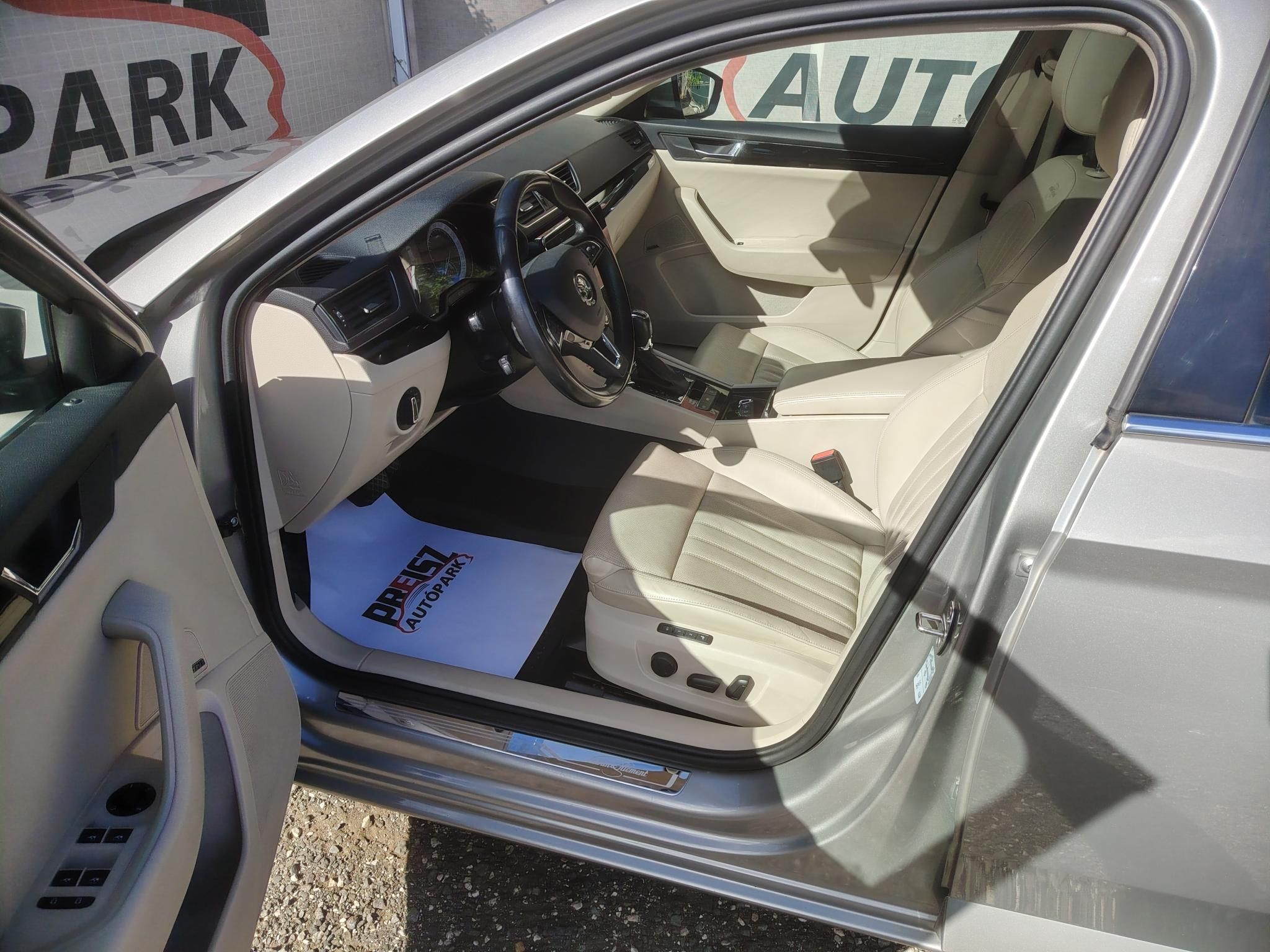 SKODA SUPERB Combi 2.0 TDI SCR L&K 4x4 DSG Panorámatető Bőrbelső Fűtött ülés El.ülés Tempomat