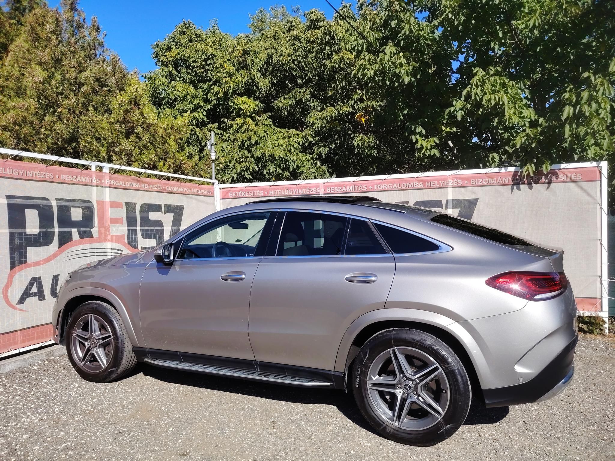 MERCEDES-BENZ GLE 400 d 4Matic 9G-TRONIC Vezetett szervizkönyv Tempomat Téli-nyári gumiszett HUD